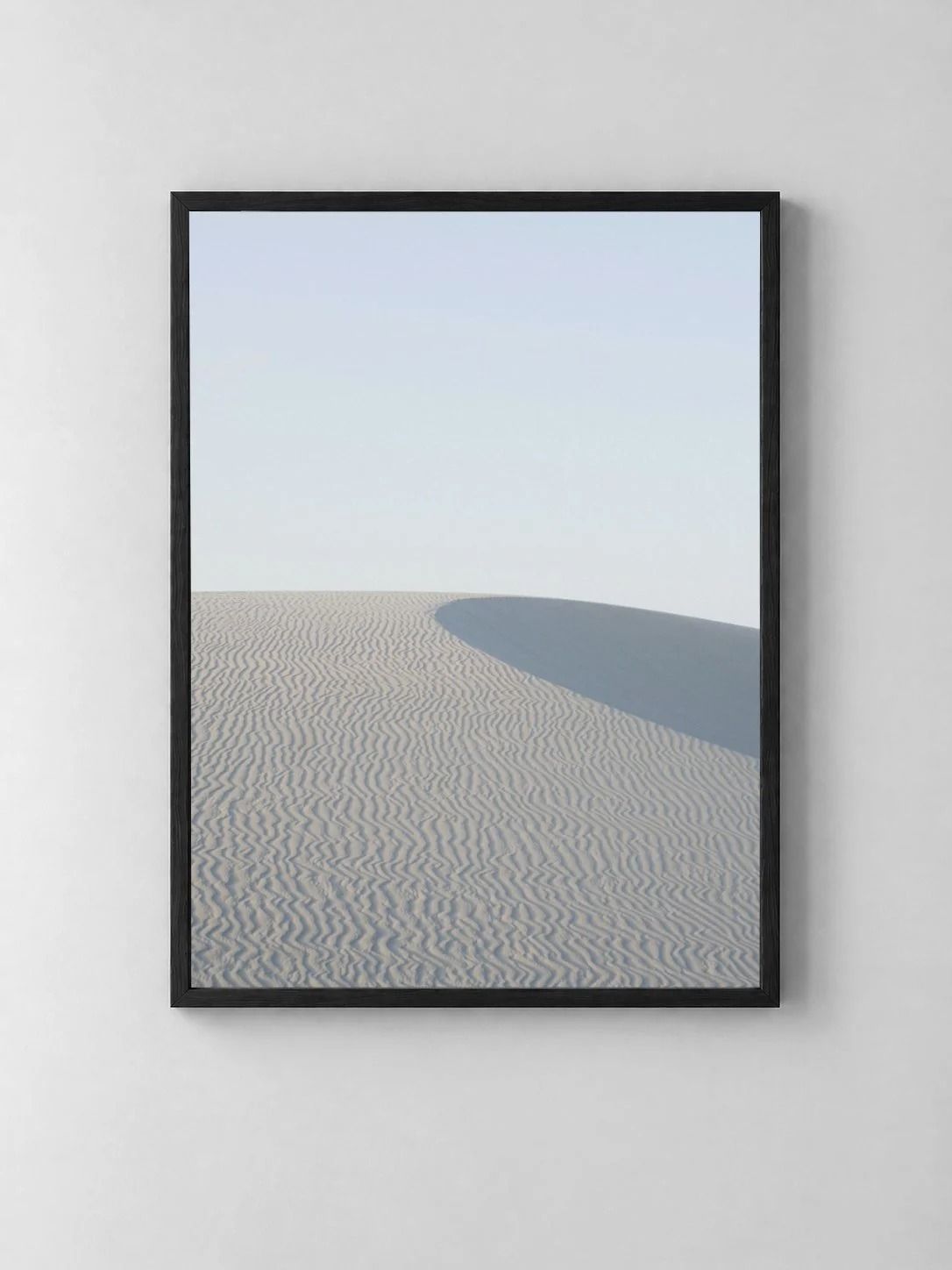 Duna Azul, shown framed on a wall